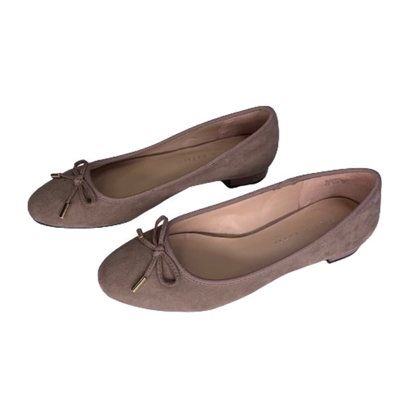 KELLY & KATIE Taupe Elerana Bow Ballet Flats - Picture 1 of 10